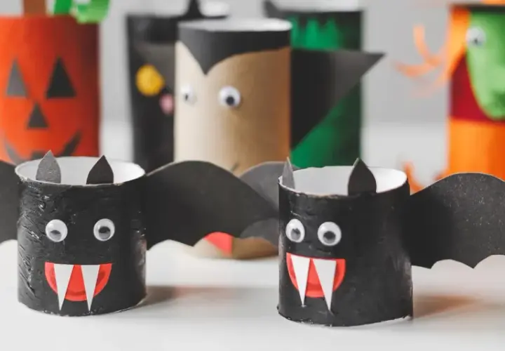 Pipistrelli e zucche fai da te, perfette ragnatele decorazioni halloween.
