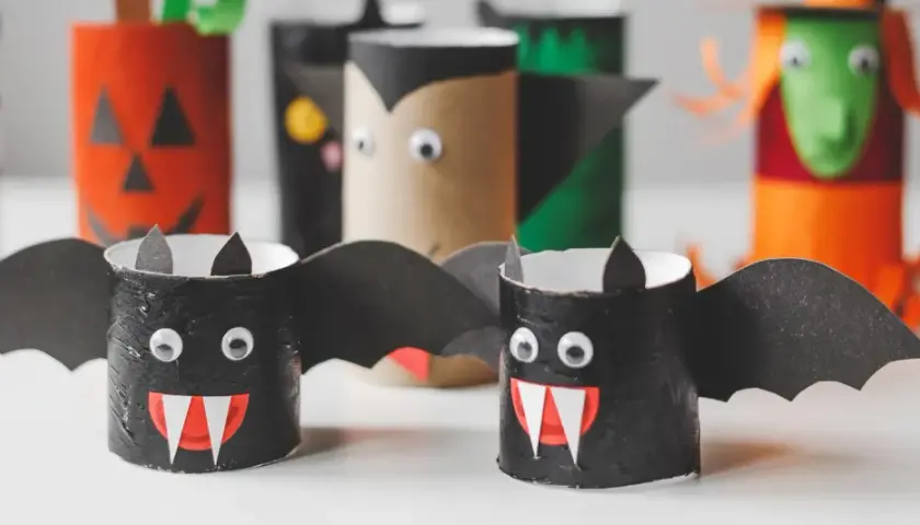 Pipistrelli e zucche fai da te, perfette ragnatele decorazioni halloween.