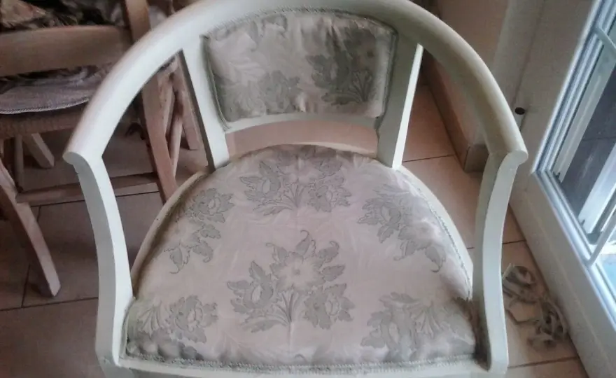 Come recuperare una vecchia poltrona shabby chic