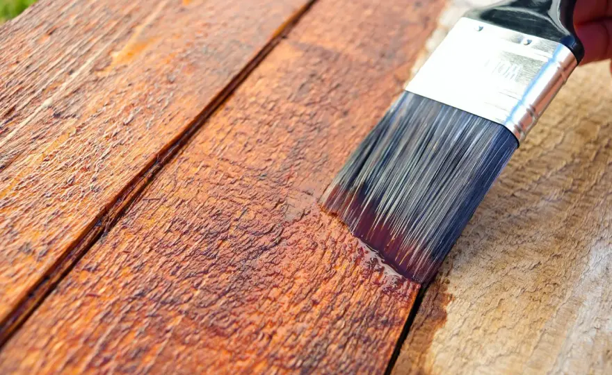 Dopo l’impregnante sul legno - quale finitura scegliere?