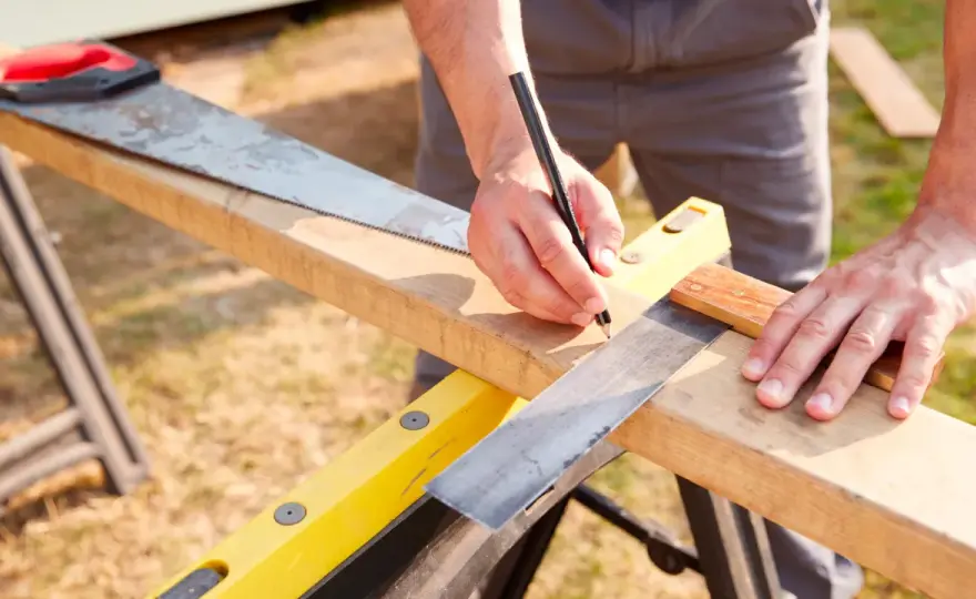 Squadra in legno fai da te - misure e metodo per costruirla