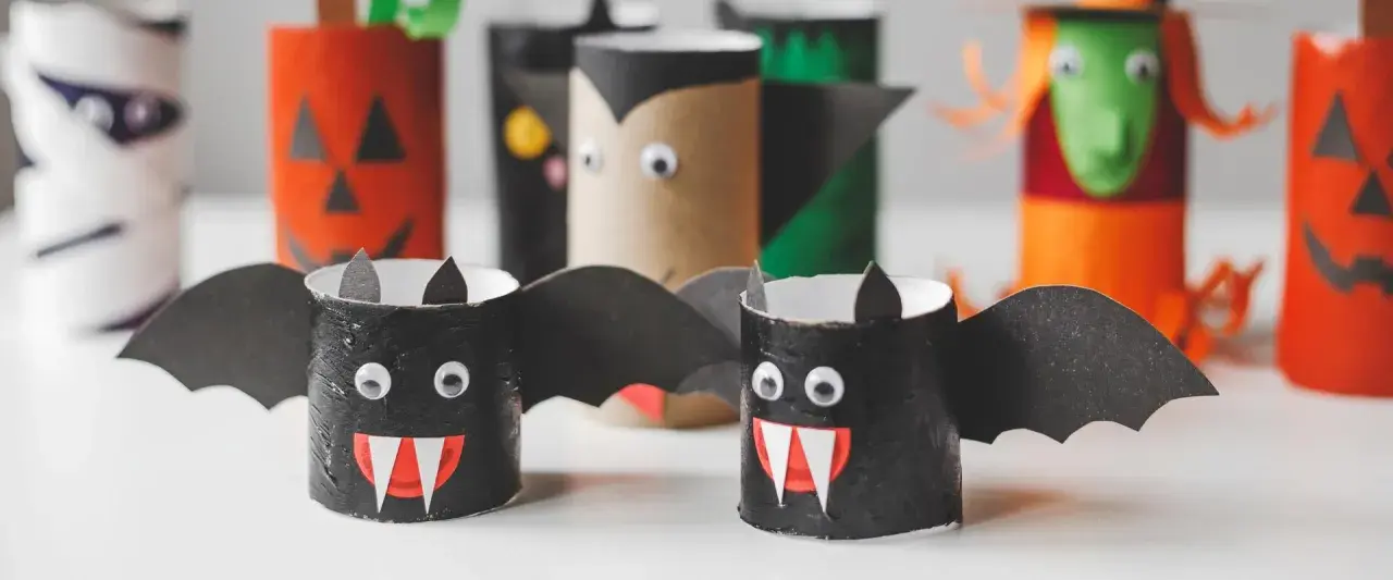 Pipistrelli e zucche fai da te, perfette ragnatele decorazioni halloween.